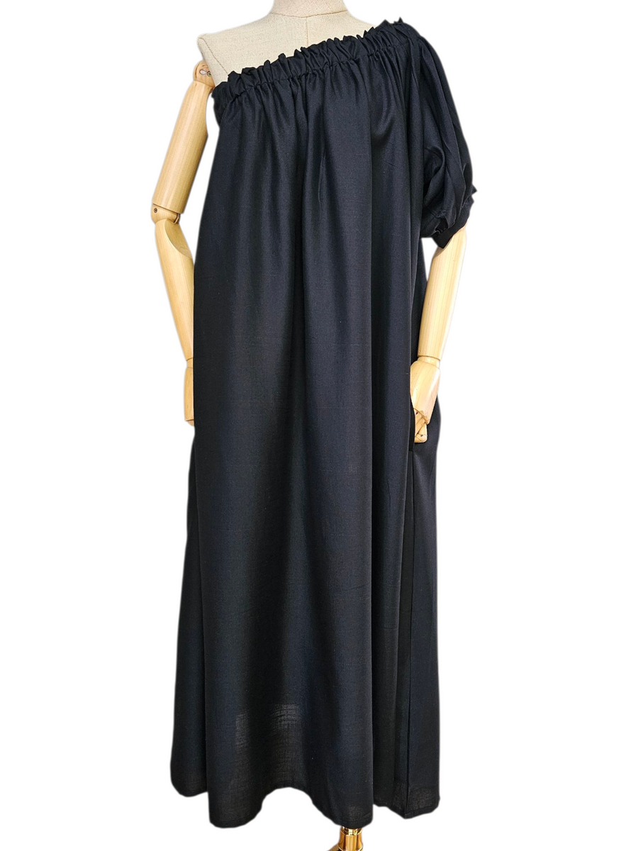 VESTIDO ASSIMÉTRICO LINHO PRETO